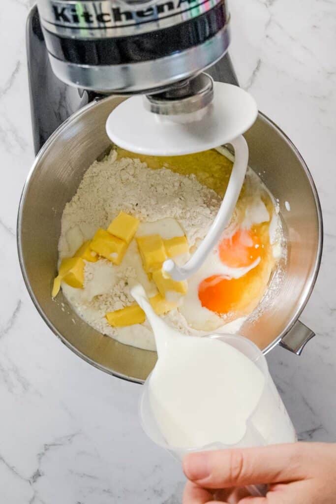 dough ingredients for bread