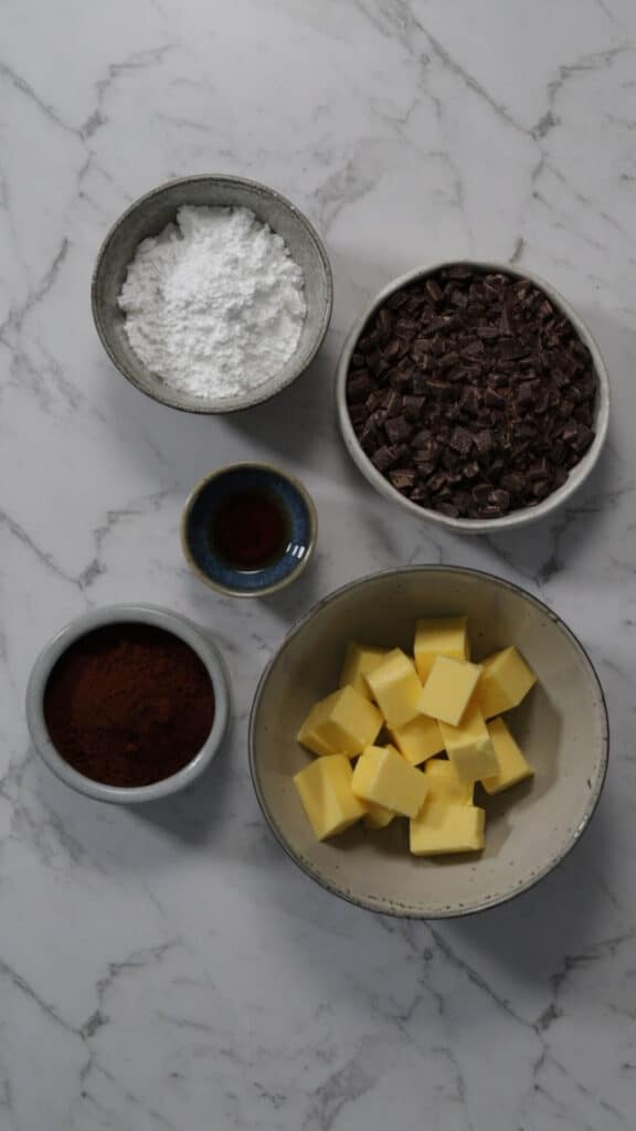 chocolate glaze ingredients