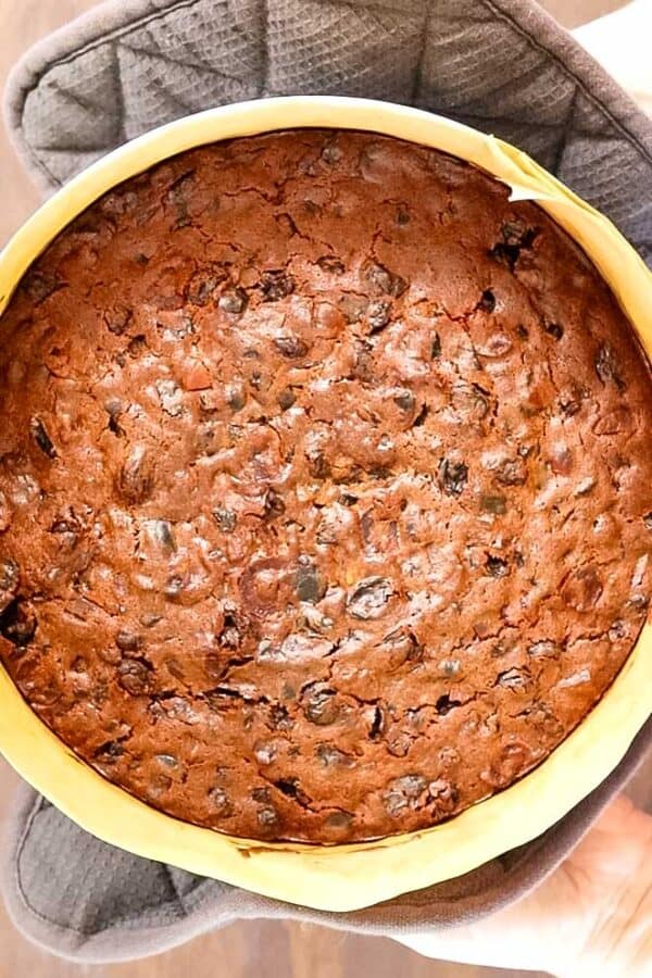 The Ultimate Easy Traditional Christmas Cake Recipe - Steam & Bake