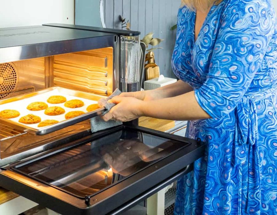 countertop steam oven with cookies