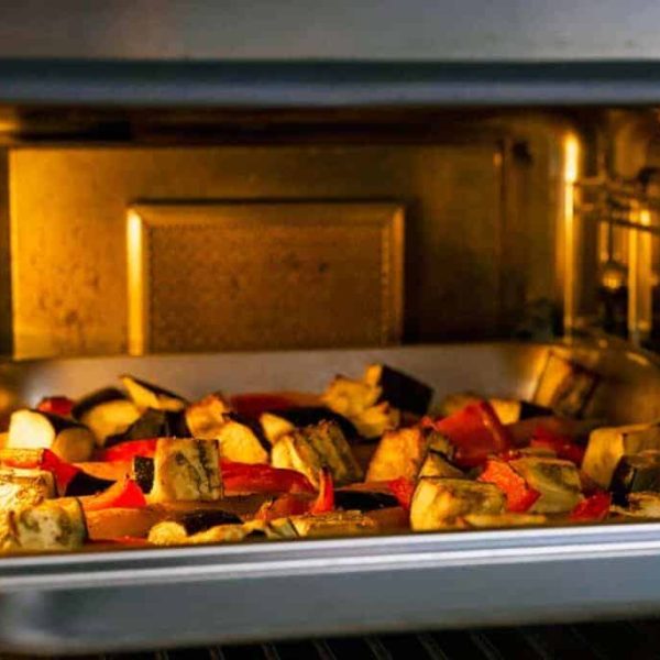 Veg Roasting In Oven 1024x683